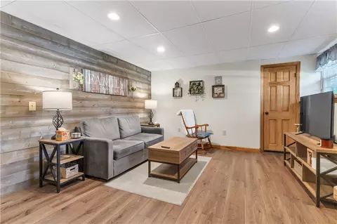 Living - 139 Ray Ave, Woonsocket, RI 02895 photo 4 of 5