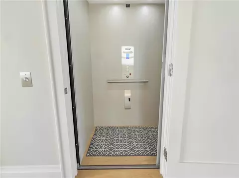 Entry Way - 377 Atlantic Ave, Westerly, RI 02891 photo 3 of 3