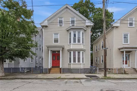 61 Douglas Ave, Providence, RI 02908