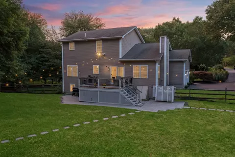 Exterior - 5 Christopher Rd, Westerly, RI 02891 photo 4 of 18
