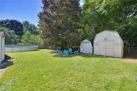 Exterior - 63 Taft St, Coventry, RI 02816 photo 4 of 6
