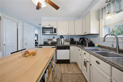 Kitchen - 63 Taft St, Coventry, RI 02816 photo 2 of 2