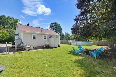Exterior - 63 Taft St, Coventry, RI 02816 photo 3 of 6