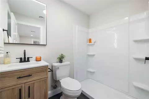 Bath - 2907 Post Rd #1, Warwick, RI 02886 photo 1 of 3