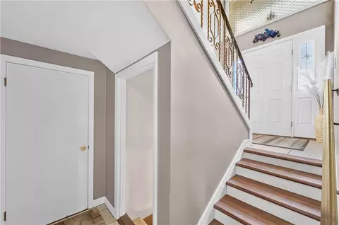 Entry Way - 4 Evans St, Johnston, RI 02919 photo 4 of 4