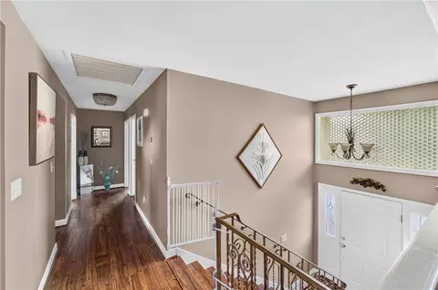 Entry Way - 4 Evans St, Johnston, RI 02919 photo 2 of 4