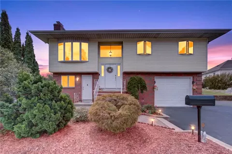 Exterior - 4 Evans St, Johnston, RI 02919 photo 2 of 11