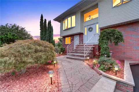 Exterior - 4 Evans St, Johnston, RI 02919 photo 3 of 11