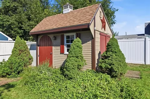 Exterior - 91 Cavalcade Blvd, Warwick, RI 02889 photo 18 of 18