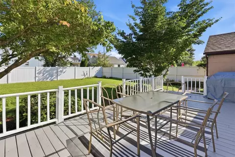 Exterior - 91 Cavalcade Blvd, Warwick, RI 02889 photo 13 of 18