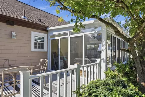 Exterior - 91 Cavalcade Blvd, Warwick, RI 02889 photo 5 of 18