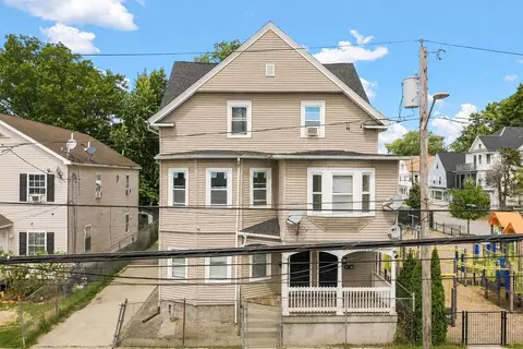 61 Glenham St, Providence, RI 02907