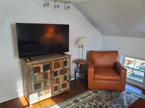 Living - 7 Union St, Warren, RI 02885 photo 6 of 6