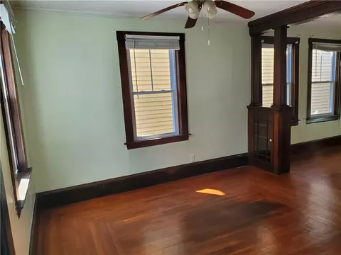 Living - 7 Union St, Warren, RI 02885 photo 4 of 6