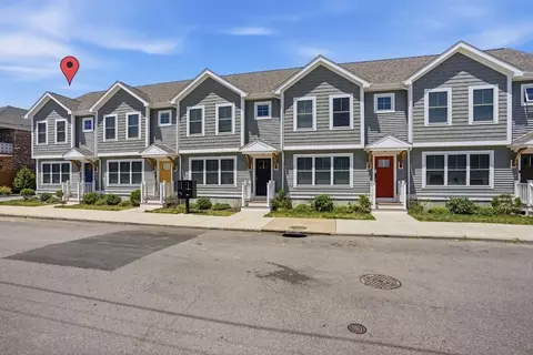 50 Mavis St #1, Pawtucket, RI 02860