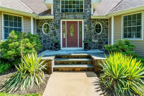 Exterior - 41 Edies Ln, Exeter, RI 02822 photo 3 of 9