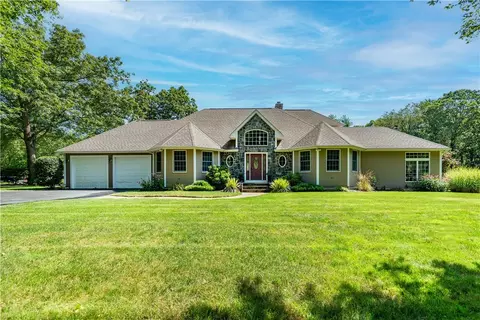 Exterior - 41 Edies Ln, Exeter, RI 02822 photo 2 of 9