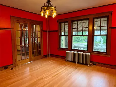Living - 177 High St, Westerly, RI 02891 photo 3 of 5