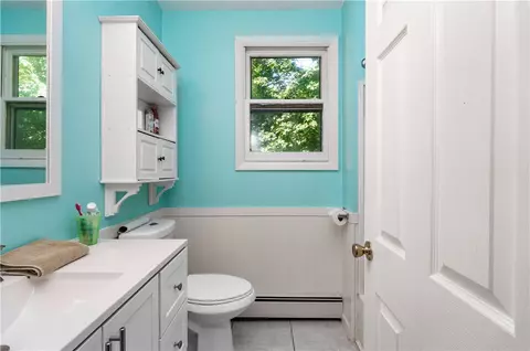 Bath - 59 Mohawk St, Coventry, RI 02816 photo 1 of 6