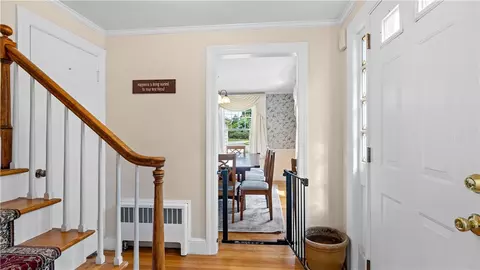 Entry Way - 27 Merry Mount Dr, Warwick, RI 02888 photo 2 of 3
