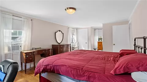 Bedroom - 27 Merry Mount Dr, Warwick, RI 02888 photo 6 of 6