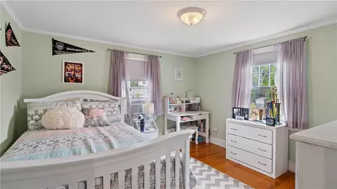 Bedroom - 27 Merry Mount Dr, Warwick, RI 02888 photo 1 of 6
