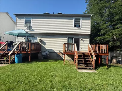 199 Benedict St, Providence, RI 02909