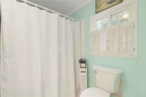Bath - 95 Lear Dr, Coventry, RI 02816 photo 2 of 4