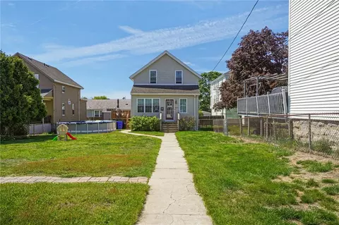 Exterior - 249 Baird St, Fall River, MA 02721 photo 3 of 4
