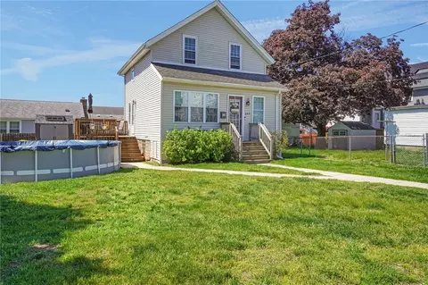 Exterior - 249 Baird St, Fall River, MA 02721 photo 2 of 4
