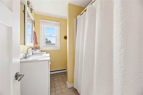 Bath - 23 1st St, Westerly, RI 02891 photo 1 of 2