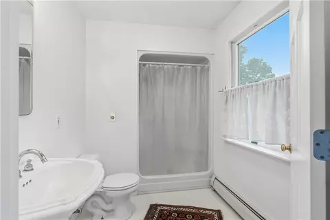 Bath - 808 Ten Rod Rd, Exeter, RI 02822 photo 1 of 3