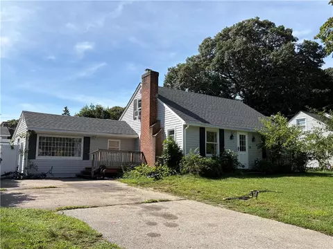 34 Lancaster Ave, Warwick, RI 02886 photo 2