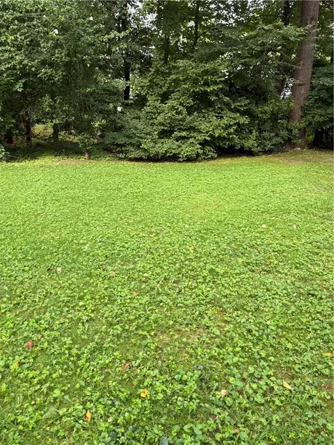 Exterior - 65 Hedgegrow Dr, Warwick, RI 02886 photo 2 of 8