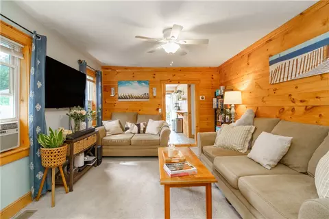 Living - 61 Logan St, Warwick, RI 02889 photo 1 of 2