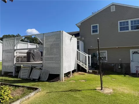 39 Riverdale Rd, Westerly, RI 02891 photo 6