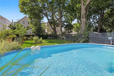 Exterior - 307 Main St, Warren, RI 02885 photo 19 of 21
