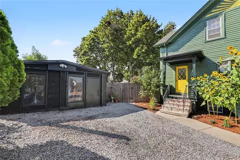 Exterior - 307 Main St, Warren, RI 02885 photo 7 of 21