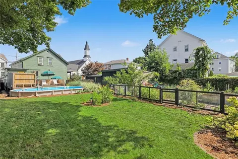 Exterior - 307 Main St, Warren, RI 02885 photo 18 of 21