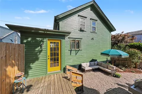 Exterior - 307 Main St, Warren, RI 02885 photo 8 of 21