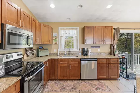 Kitchen - 48 Harris Ave, Warwick, RI 02889 photo 1 of 3