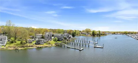 View/Area - 48 Harris Ave, Warwick, RI 02889 photo 3 of 6
