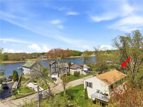 View/Area - 48 Harris Ave, Warwick, RI 02889 photo 5 of 6