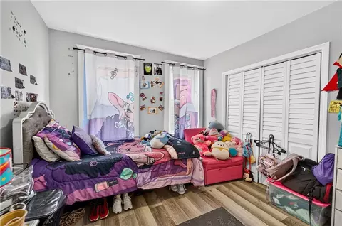 Bedroom - 37 Ross St, Woonsocket, RI 02895 photo 4 of 7