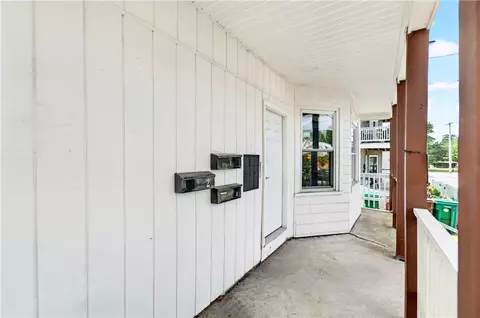 Exterior - 37 Ross St, Woonsocket, RI 02895 photo 6 of 10