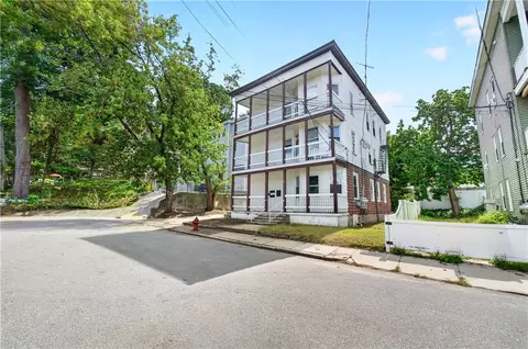 Exterior - 37 Ross St, Woonsocket, RI 02895 photo 7 of 10