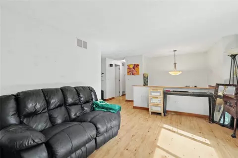 Living - 33 Evergreen Dr, Exeter, RI 02822 photo 3 of 4