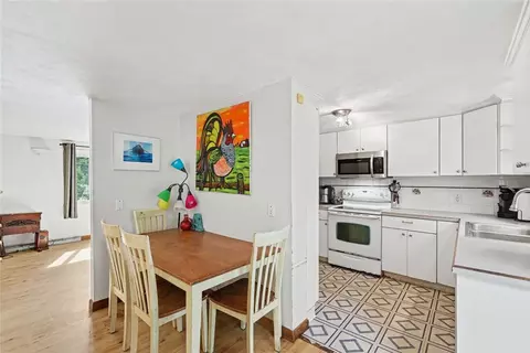 Dining - 33 Evergreen Dr, Exeter, RI 02822 photo 2 of 4