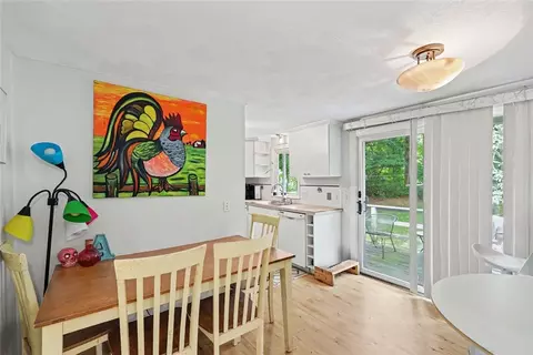 Dining - 33 Evergreen Dr, Exeter, RI 02822 photo 3 of 4