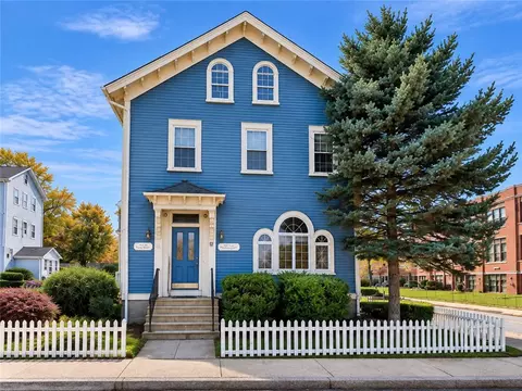 1 Grove Ave, East Providence, RI 02914